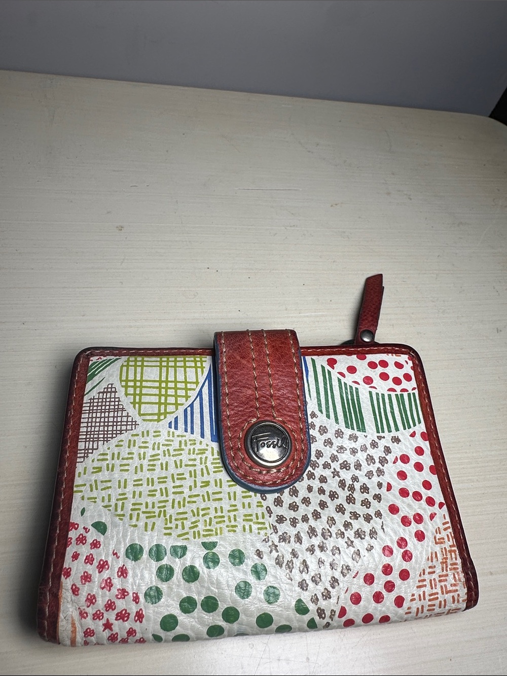 Fossil y2k leather Compact Multicolor Patterned Women’s Wallet with Red Trim